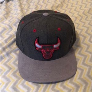 Chicago Bulls hats (3)